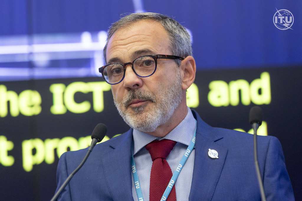 JL Cervera-Ferri at WTIS 2025